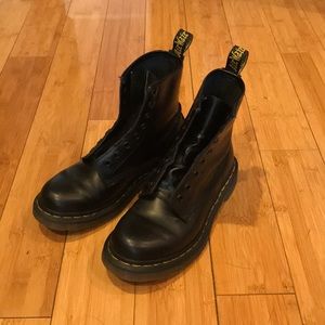 dr. martens 1460 size 6